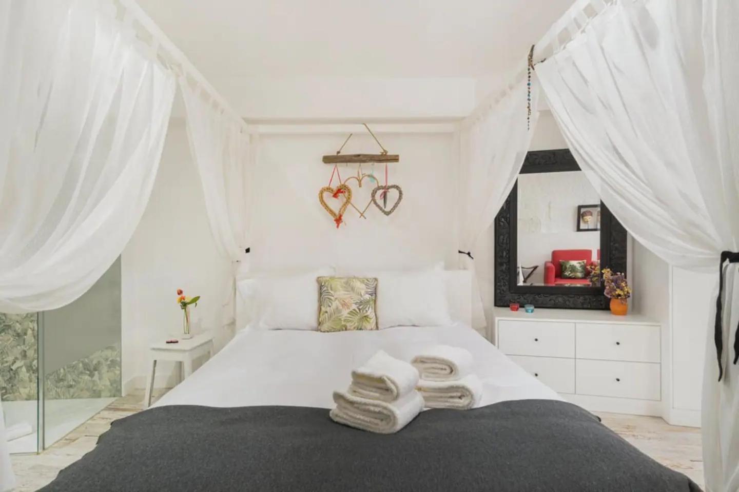 Casa Velhinha - Design, Culture And Comfort In Guimarães Eksteriør billede