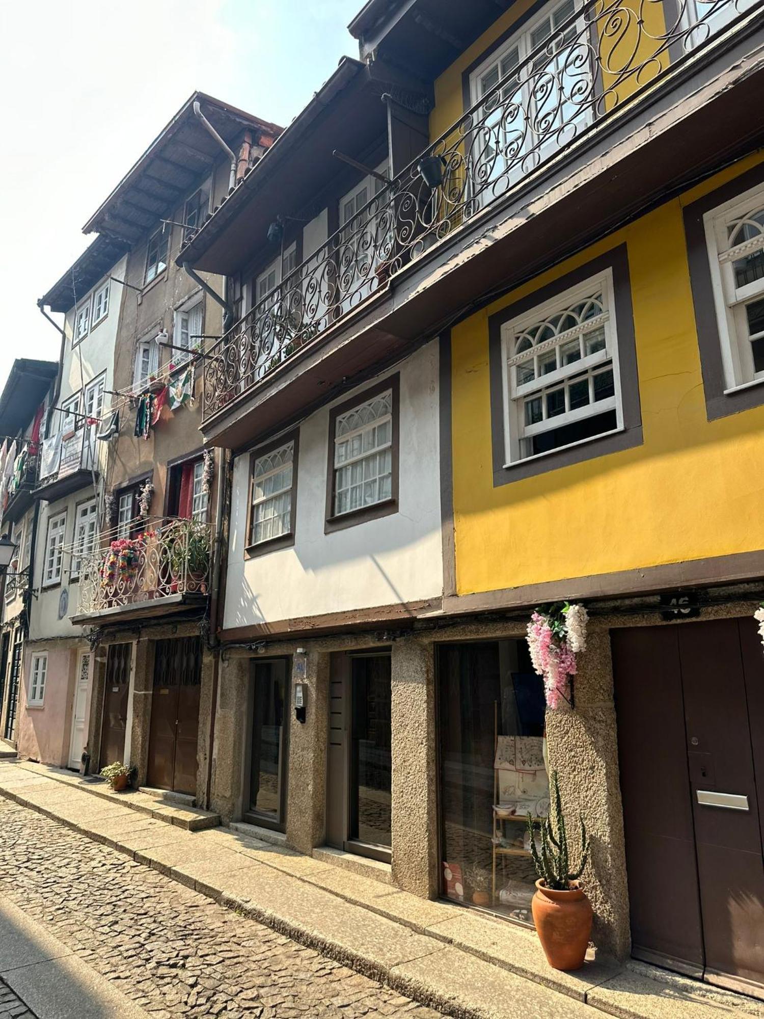 Casa Velhinha - Design, Culture And Comfort In Guimarães Eksteriør billede